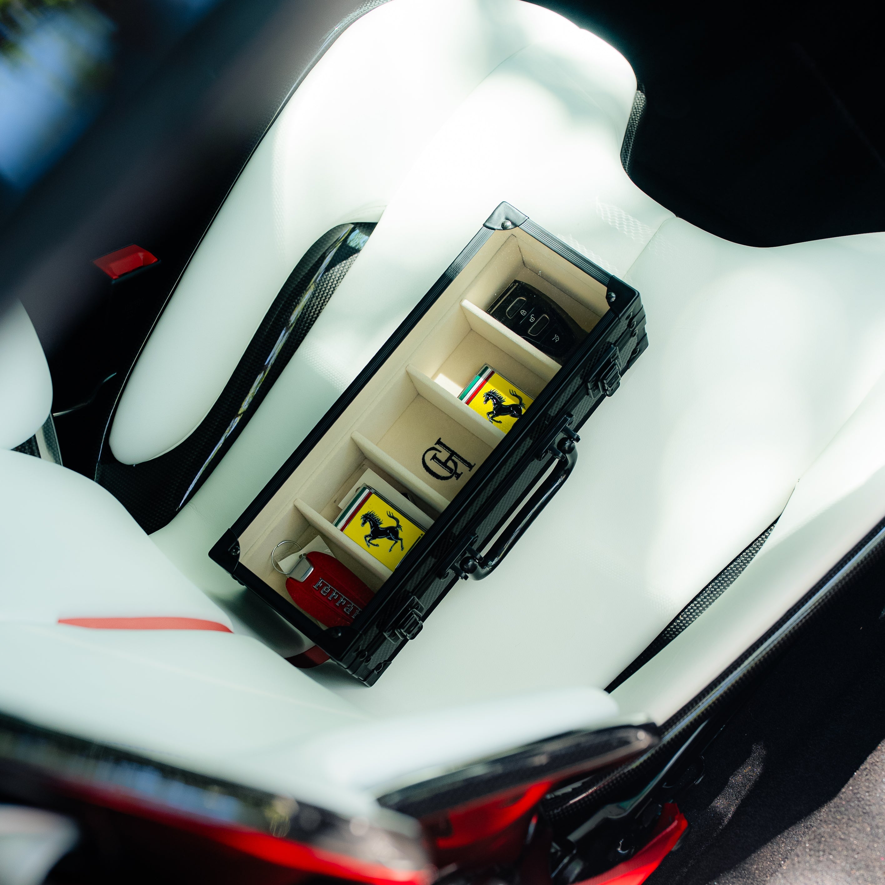 The Motorcase carbon fiber key box - product photo 5
