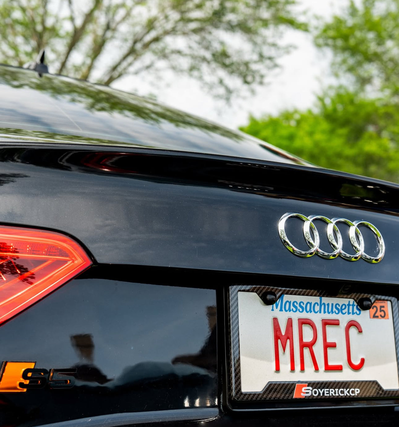 Custom Carbon Fiber Plate Frame