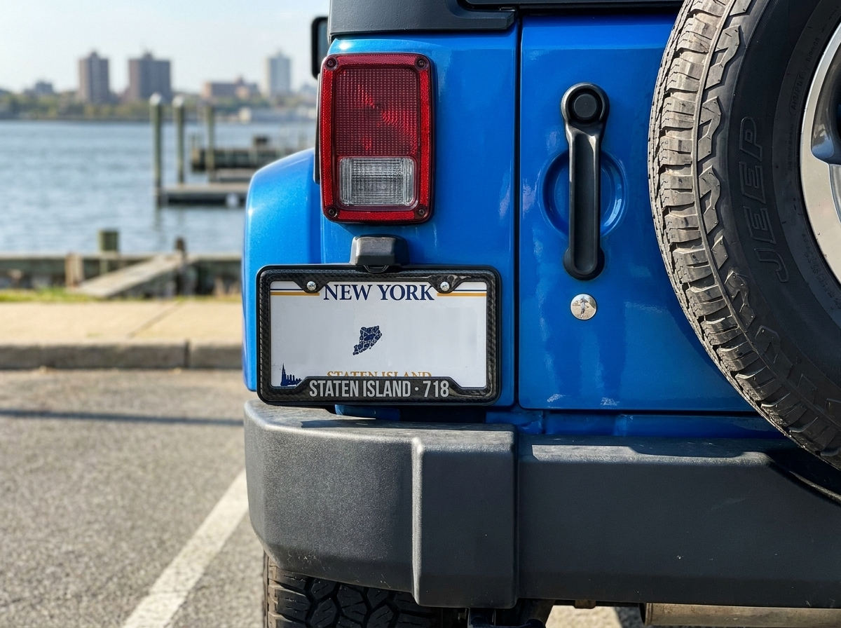 Staten Island carbon plate frame on a Jeep Wrangler rear - PSF Carbon