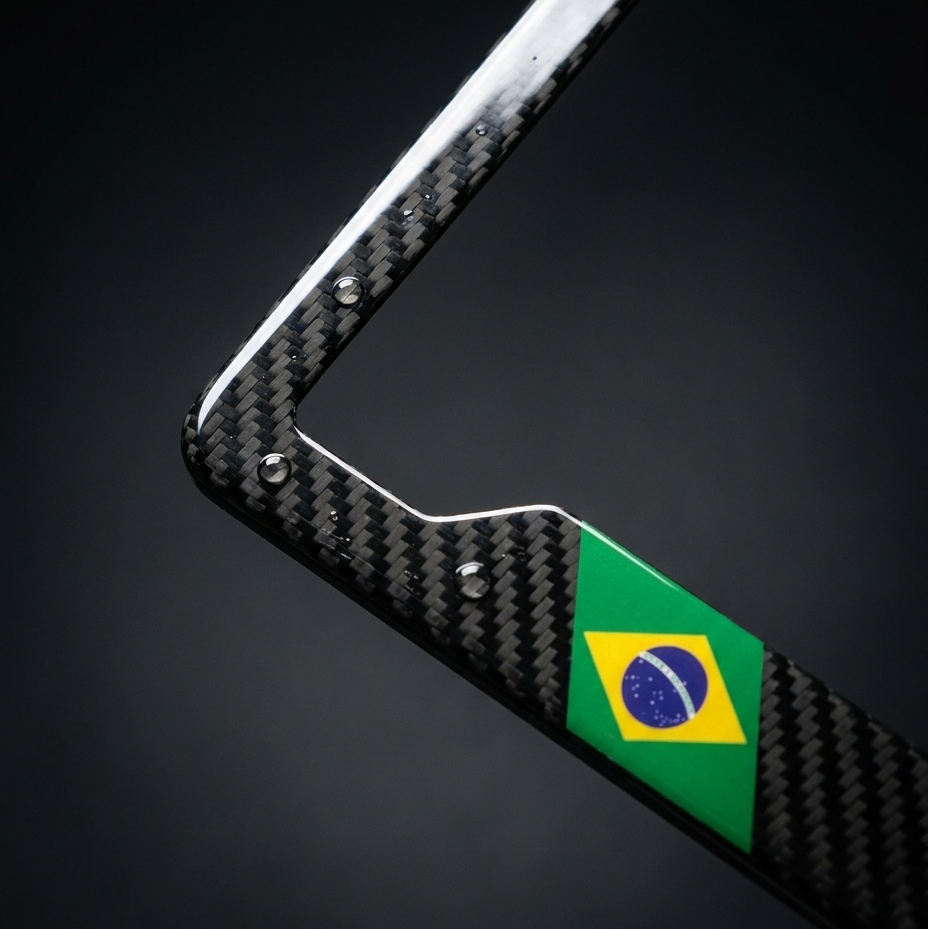 Brazil carbon fiber plate frame macro