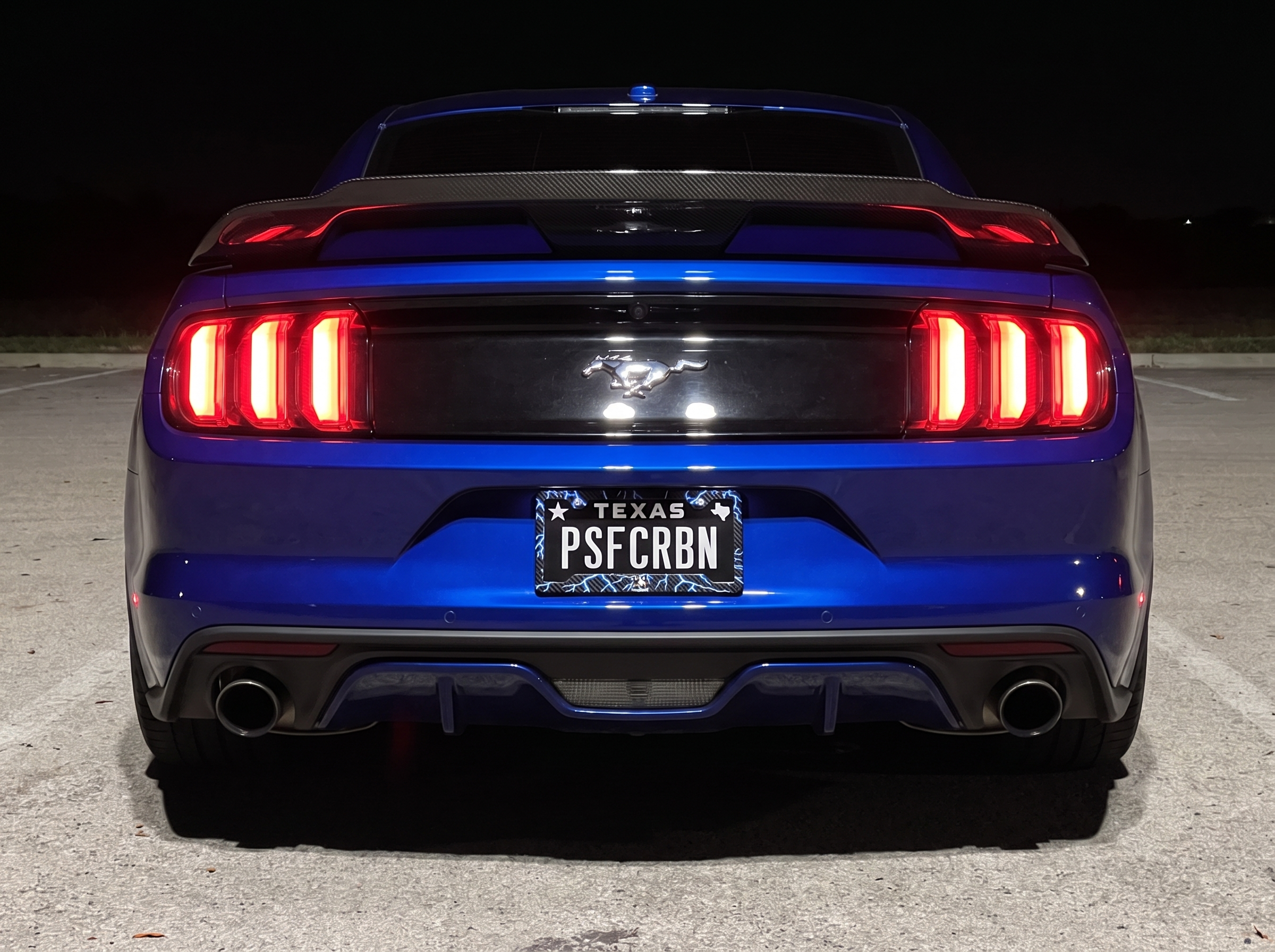 USA Thunder Carbon Fiber License Plate Frame